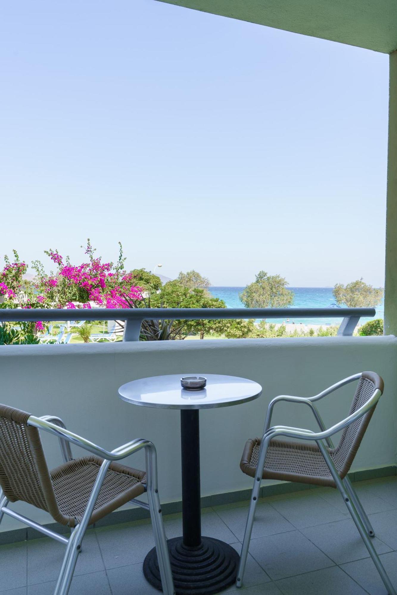 Top Floor Superior Double or Twin Room with Sea View,1646910065:JPEG