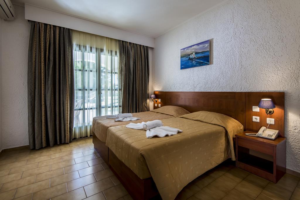 Double or Twin Room,1431900685:JPEG