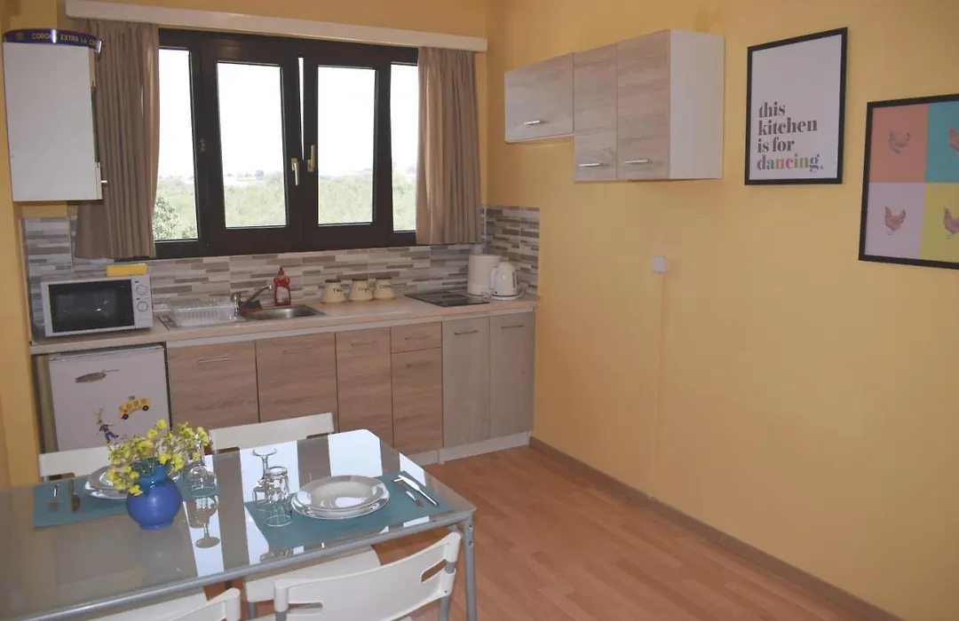Funky Nest - A Cozy Apartment In Zipari-1