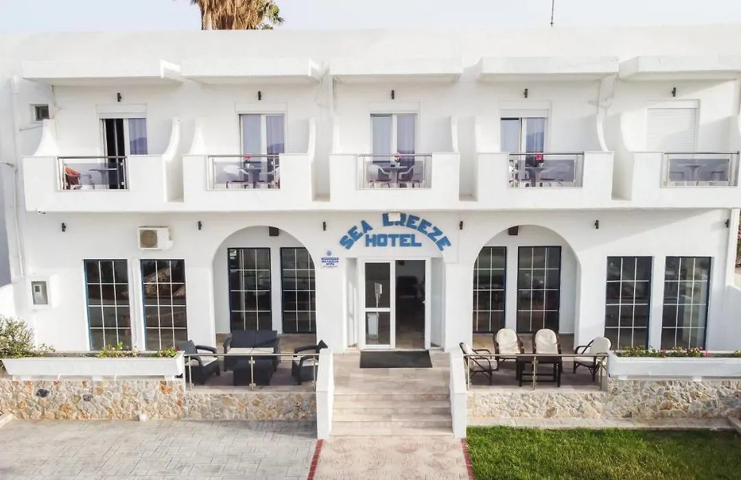 Sea Breeze Hotel-1