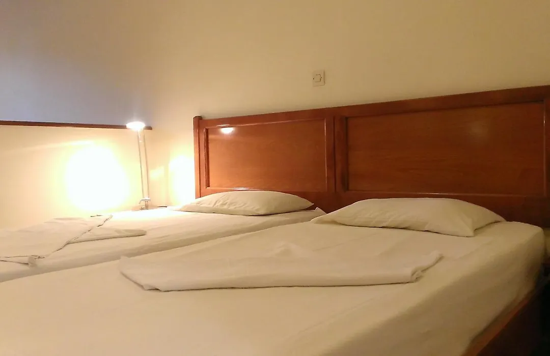 Captain Yiannis Studios & Apartments-1