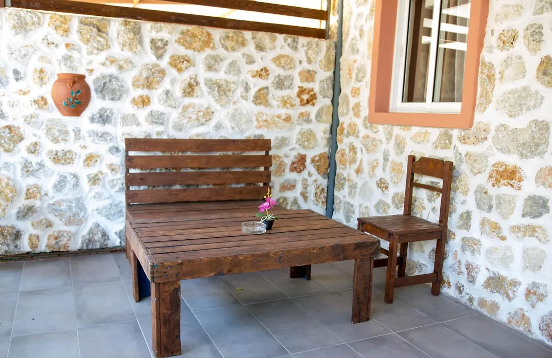 G&A Rooms Marmari-1