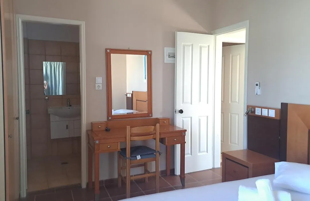 Bristol Apartments-1