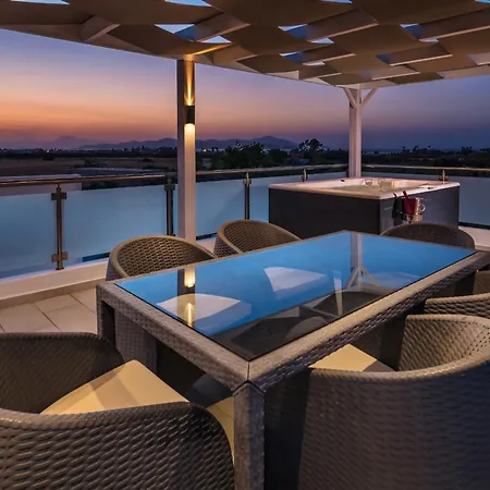Asteria Pearl Villa 2 With Rooftop Jacuzzi-2