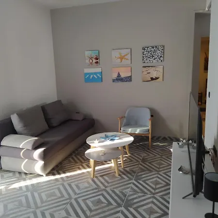 F & P Apartment-3