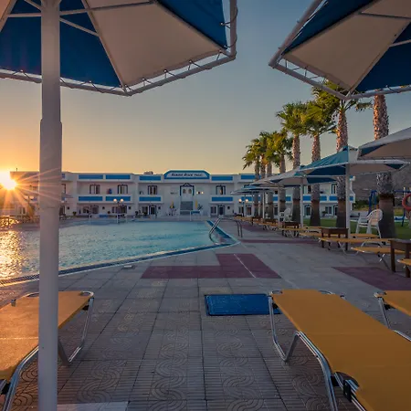 Mammis Beach Hotel-3