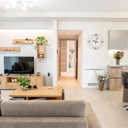 Lilium Apartment-2