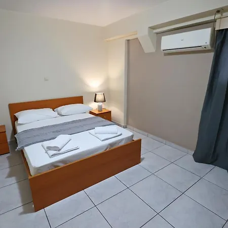 Apartment Di Rena , Near The Sea-3