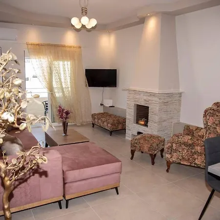 Mariangelas House-3