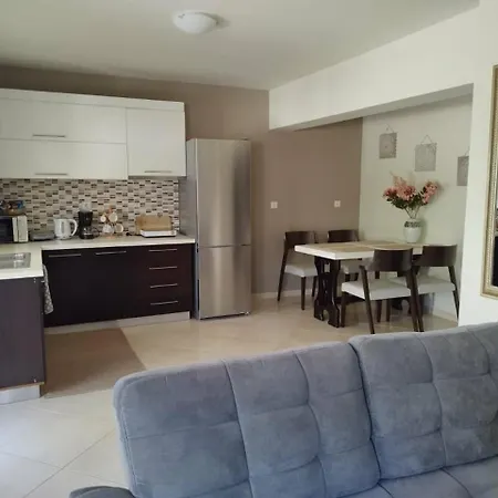Angel House Apartment-3