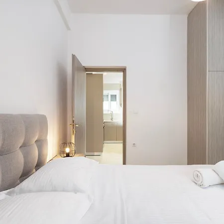 Spacious & Luxe 3Br Downtown 1Min To Beach-2