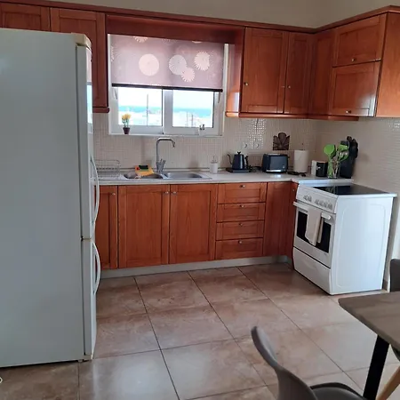 Iliana.Apartments-3