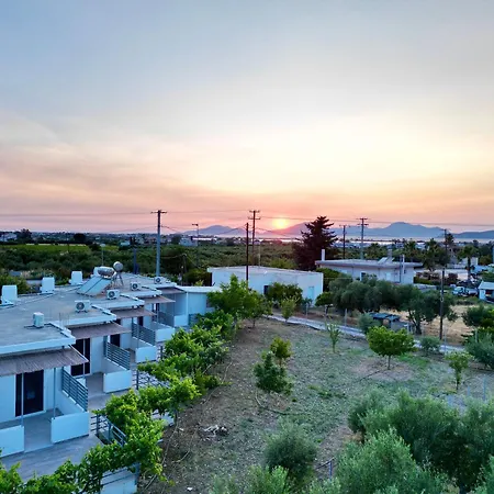 Modern Stay With Garden, Near Tigaki Beach - El Greco Apartments No 4-3