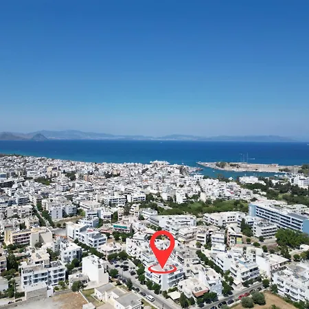 Spacious Stay In Town, With Balcony - El Greco Apartments No 3-3