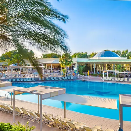 Kipriotis Maris Suites By Anayia All Inclusive Resorts-3