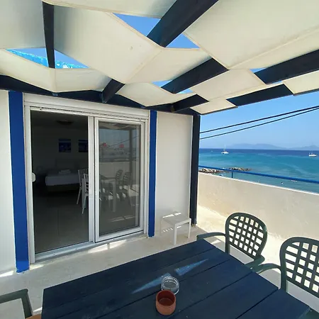 Annoula Studio & Apartments-3