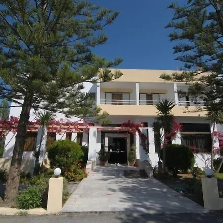 Iris Hotel-2