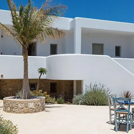 White Pearls Luxury Suites - Adults Only-3