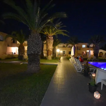 Aslanis Village Hotel-3