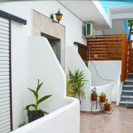 Villa Andrews Hotel-3