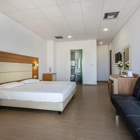 Royal Bay Suites-3