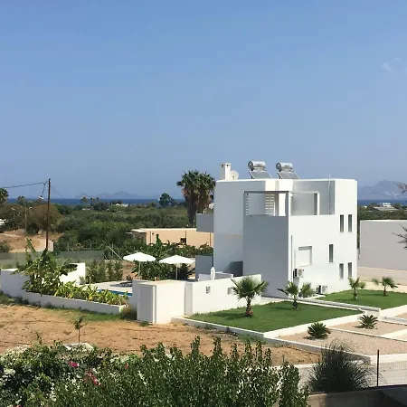 Xenos Villa 3 - Luxury Villa With Private Pool Near The Sea.-3