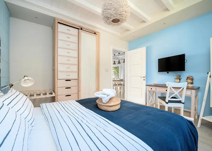Haustierfreundliches Seabreeze Villa - With Jacuzzi & Heated Pool Mastichari 