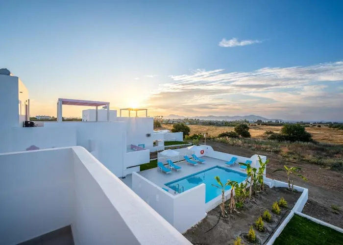 Xenos Villa 6 With A Private Pool Near The Sea Tigaki