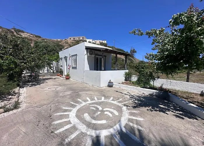 Dionysia Studios Kéfalos