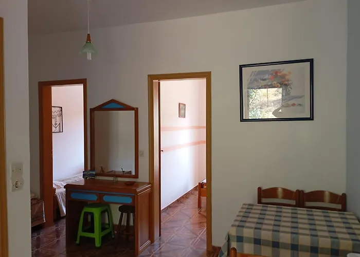 Denise Apartments Kefalos
